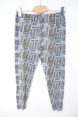 Бриджи тонкие 44 размер