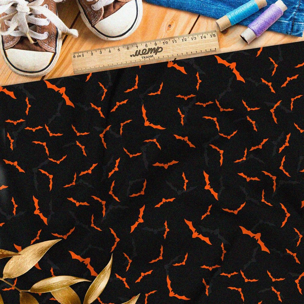 Ткань бифлекс тонкие оранжевые летучие мыши на чёрном фоне