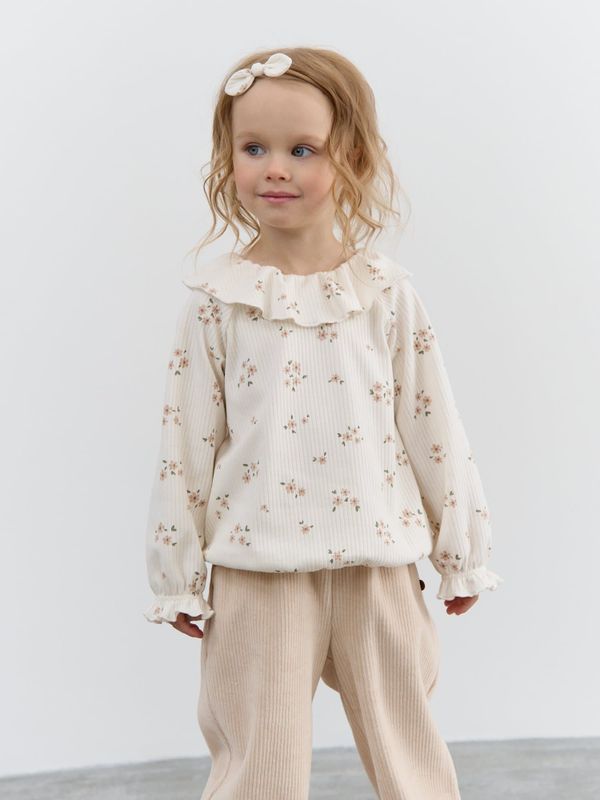 Блузка с рюшей 