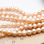 Жемчуг бусины, цвет персиковый, размер около 5,5-6 мм, цена за отрезок 18 см (1/2 нити)