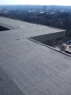 Мастика гидроизоляционная черная с кусочками резины для ремонта кровли, терасс, крыш, фундамента 2 кг FARBITEX