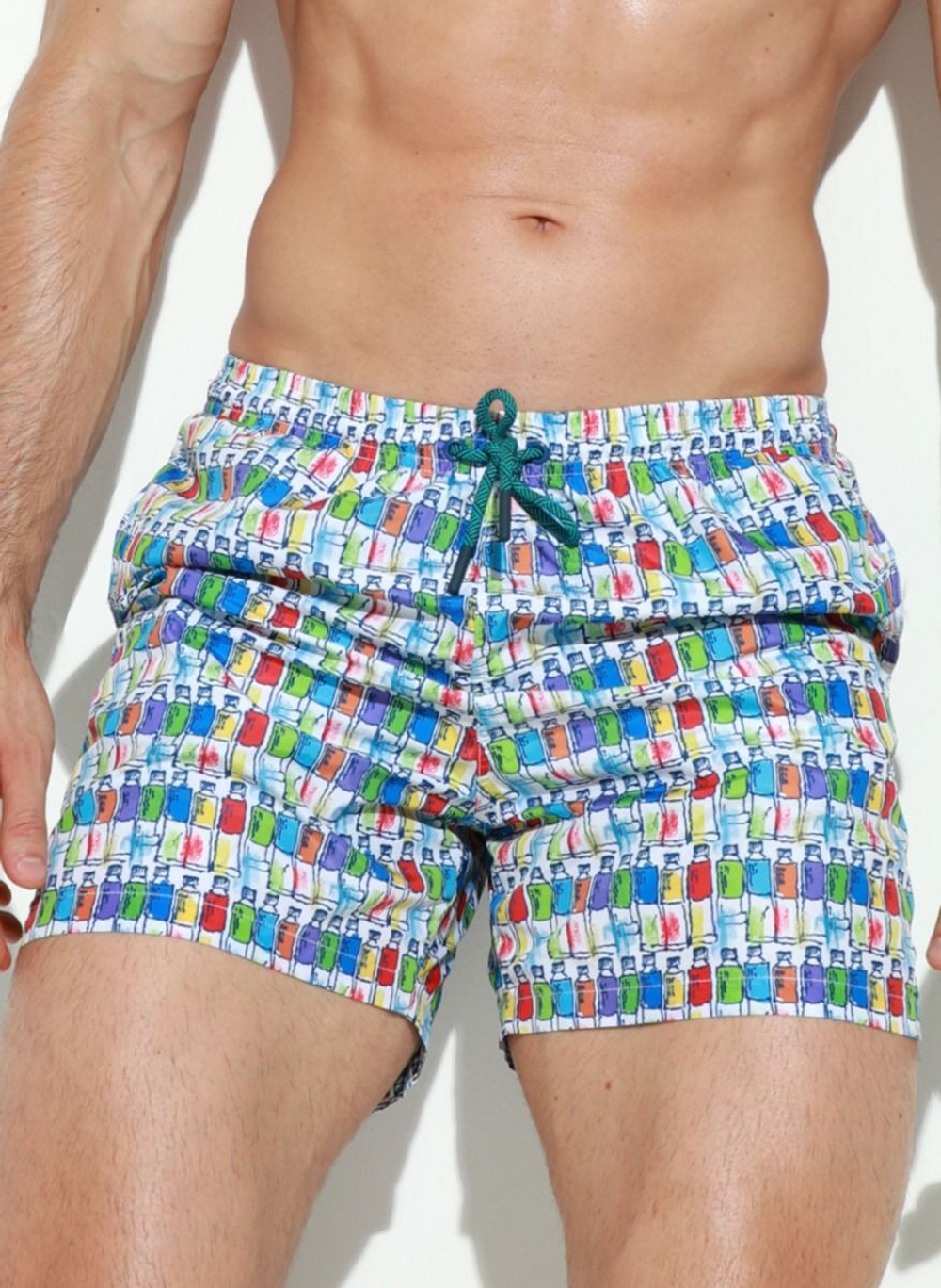 Мужские пляжные шорты с принтом в виде цветных бутылочек (Размер: XXL) (Цвет: белый)