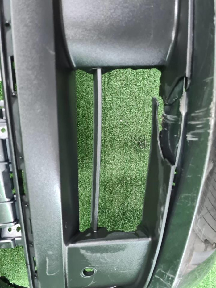 Бампер передний Lixiang L9 (2022-н.в.)