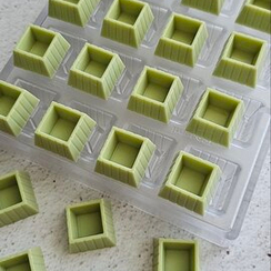 333 | Форма для шоколадных открытых конфет (275*175 мм)