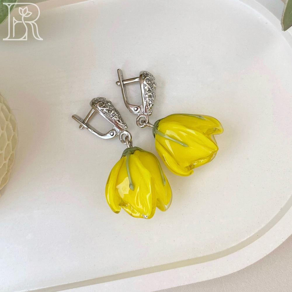 LEFIREL' Серьги серебряные женские "Зарнина" с цветами из муранского стекла / ювелирные украшения из родированного серебра 925