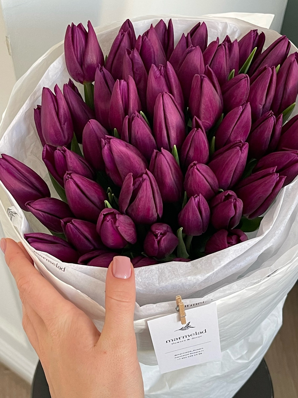 Букет из 51 фиолетового тюльпана - доступен к заказу с 3.03.2025