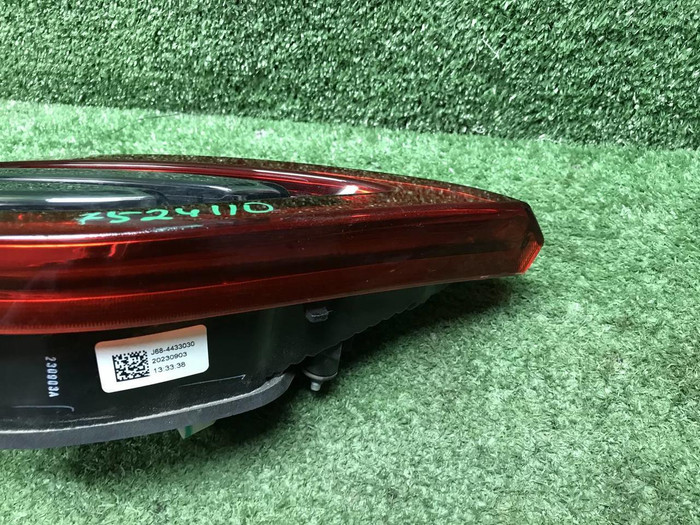 Фонарь левый внутренний Chery Tiggo 4 Pro (20-нв)