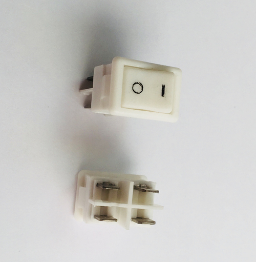 Кнопка выключателя  холодильника АТЛАНТ