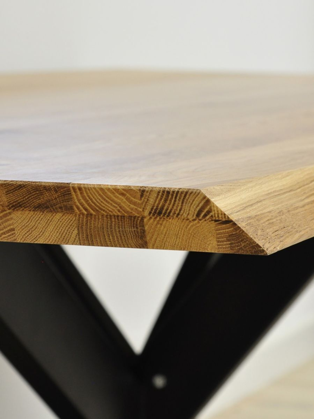 Стол обеденный XENIA 200х100х75, массив дуба