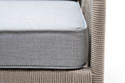 "Канны" кресло плетеное из роупа, каркас алюминий светло-серый (RAL7035) муар, роуп серый меланж круглый, ткань светло-серая