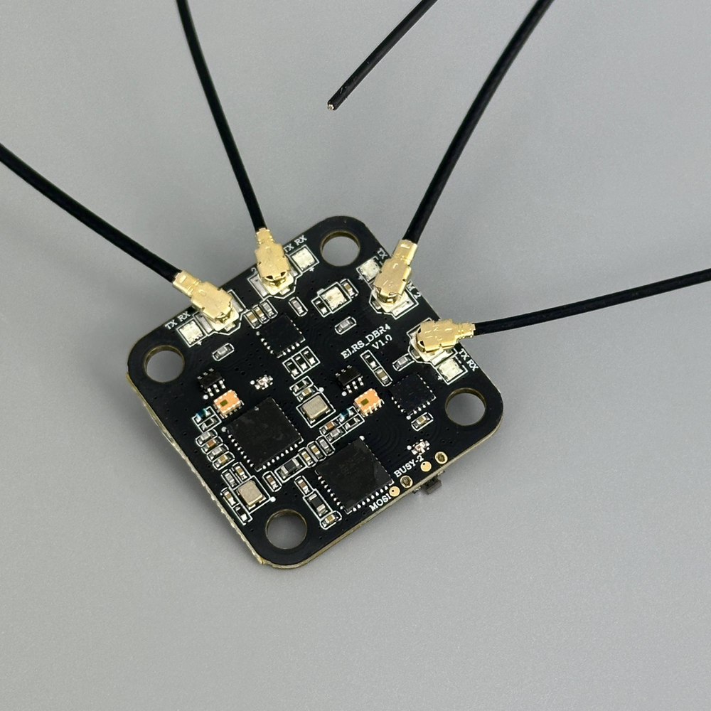 Двух диапазонный приемник Radiomaset DBR4 Elrs 2,4 ГГц/900 МГц