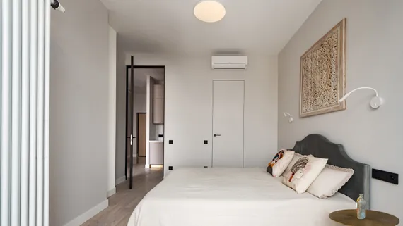 Потолочный светильник Зон / Zon 90 Вт 3000 К 120° Technical c032cl-90w3k-rd-w