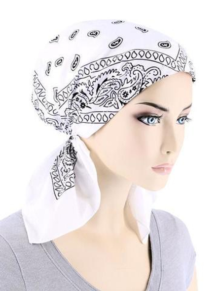 Бандана белая пейсли огурцы