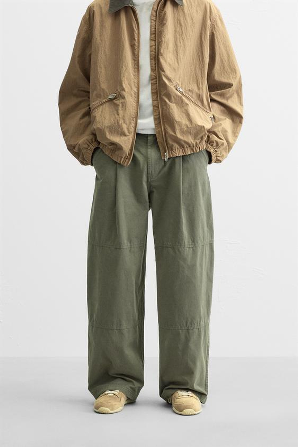 ZARA БРЮКИ СВОБОДНОГО КРОЯ СО СКЛАДКАМИ, ХАКИ