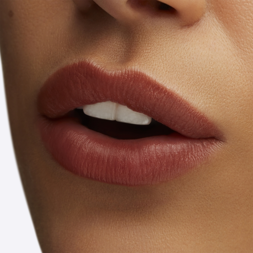 MAC Cosmetics Lustreglass Sheer-Shine Lipstick - глянцевая помада, 3 g