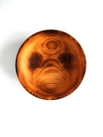 Деревянная сервировочная тарелка из кедра