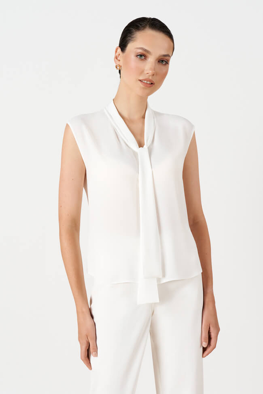 23240 Блузка женская (молочный)