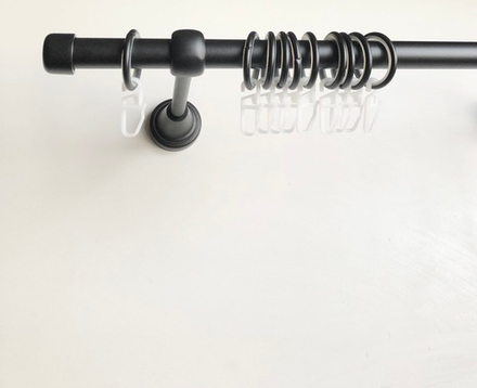 Карниз круглый металлический d19 мм однорядный "Заглушка", цвет черный матовый