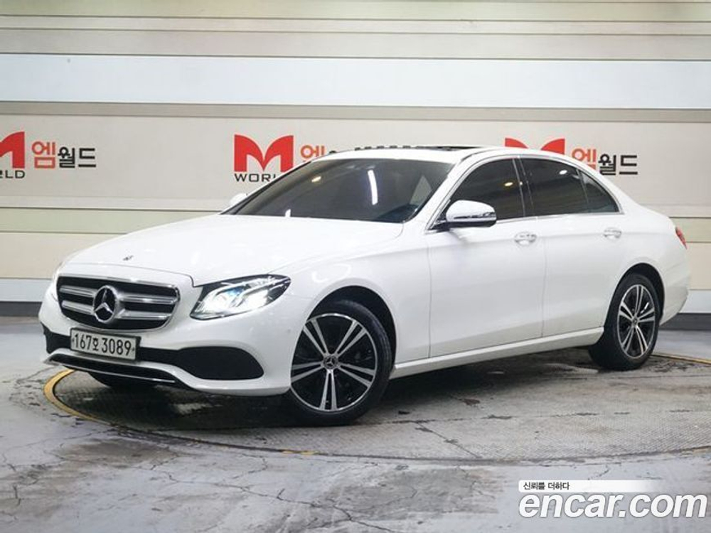 Mercedes-Benz E-Class W213 E220d Avangarde (05.2020)