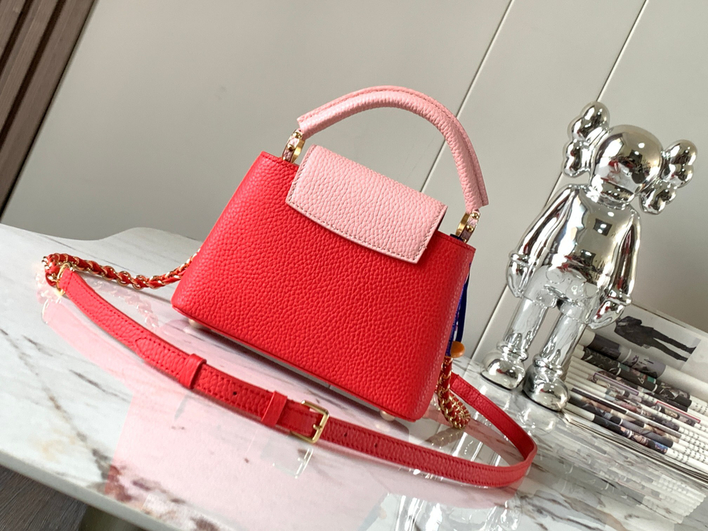 Louis Vuitton Capucines Mini