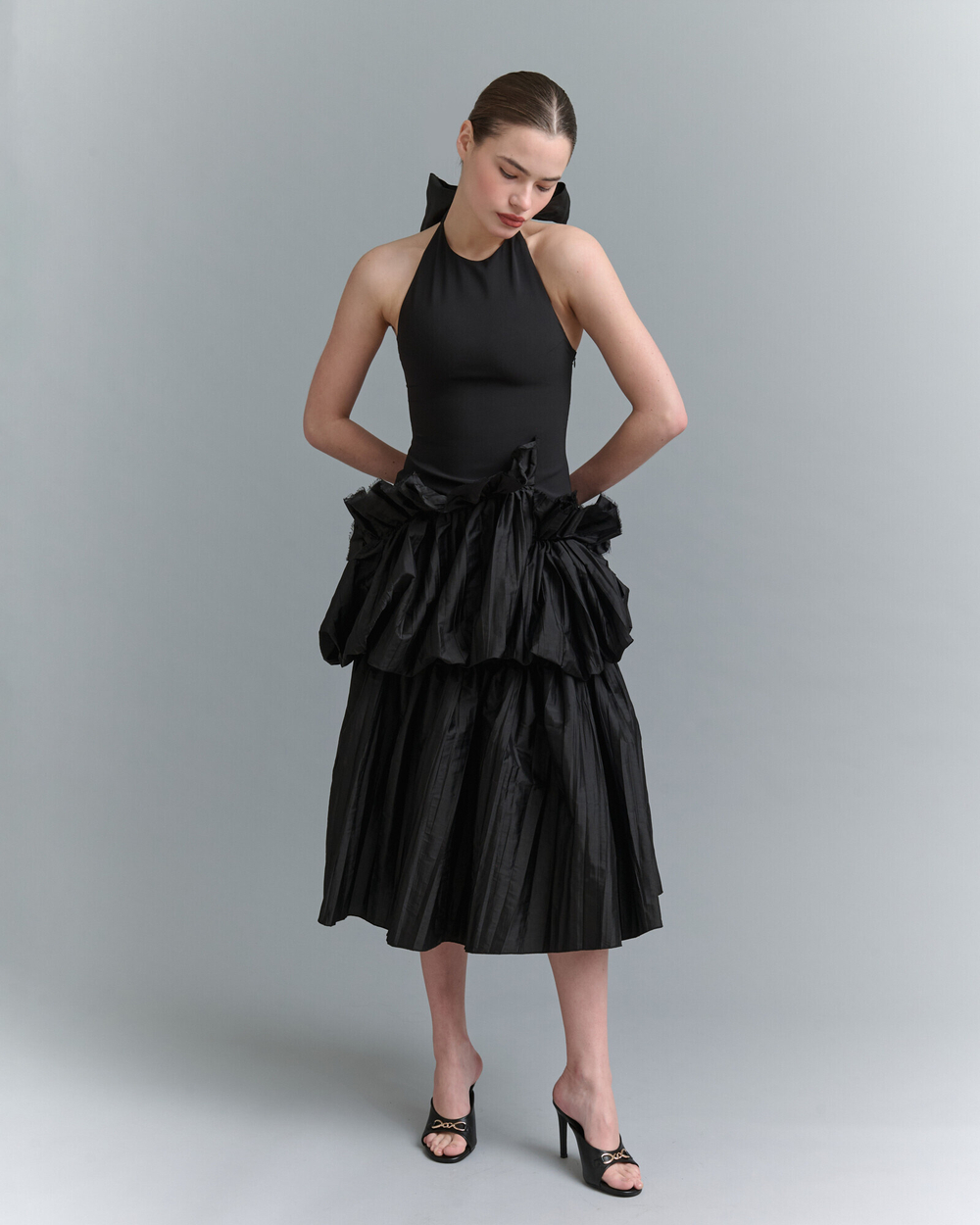 Платье с оборками и прозрачным подъюбником