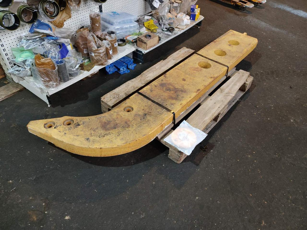 Стойка рыхлителя для бульдозера CAT 9R STR