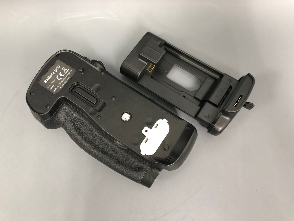 Nikon MB-D18 For Nikon D850