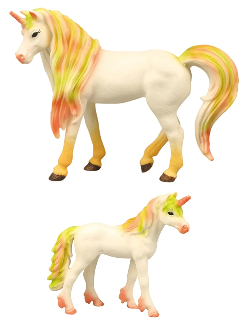 Набор фигурок животных Мир фэнтези Семья белых единорогов с зеленой гривой 2 шт