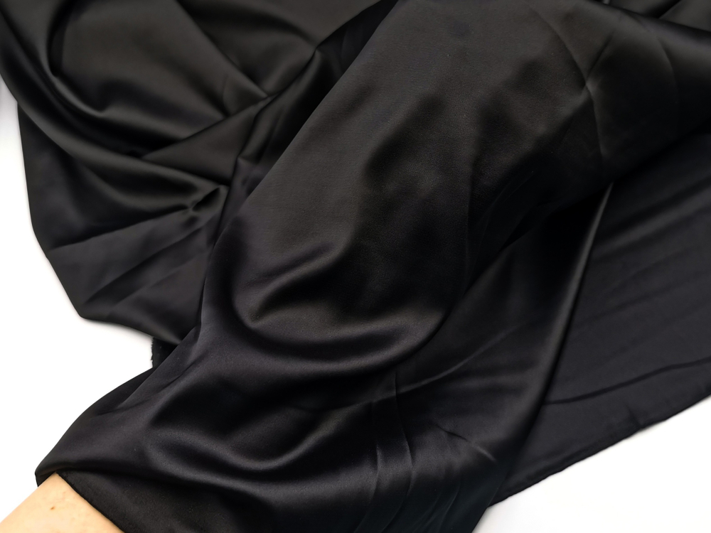 Атлас-стрейч, эластичный, бельевой, черный