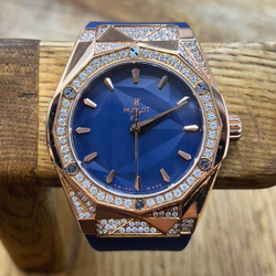 Часы Hublot