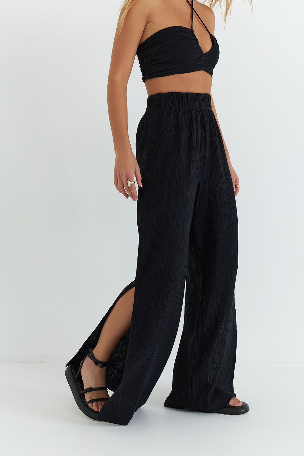 Брюки с разрезами из муслина черного цвета