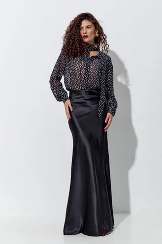 Блуза из шифона в горошек черного цвета