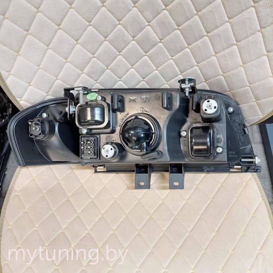 Передние фары Mercedes C W202 black