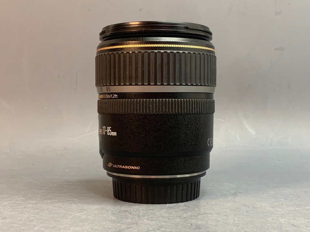 Canon EF-S 17-85mm 4-5.6 IS USM трещина на стекле