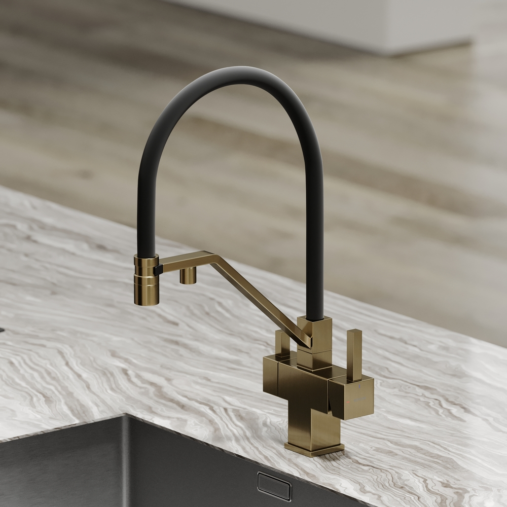 Смеситель для кухни Sancos Loro с гибким изливом, цвет брашированное золото/черный, PVD покрытие, арт. SC4007BG