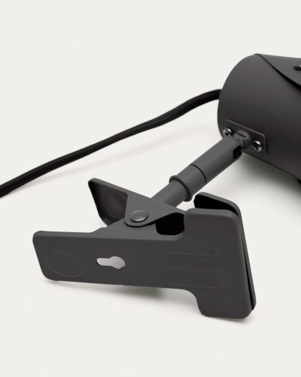 Маленькая настольная лампа Jula с зажимом из черного металла