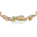 Браслет «Стихия Земли» из комбинированного золота c хризолитами Артикул: 05-0798-00-205-1111