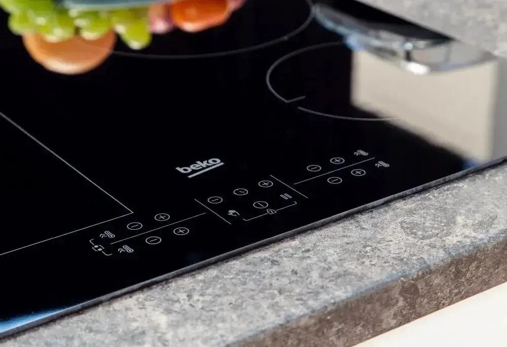 Электрическая варочная панель Beko HII64200FMT