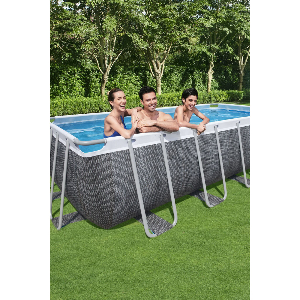 Каркасный бассейн Bestway 56996 (488х244х122 см) с картриджным фильтром, лестницей и защитным тентом