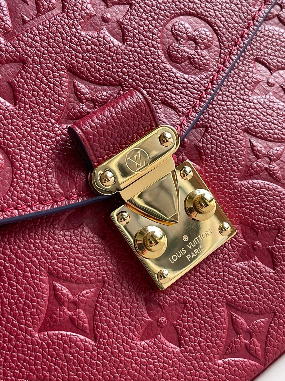 Louis Vuitton Metis
