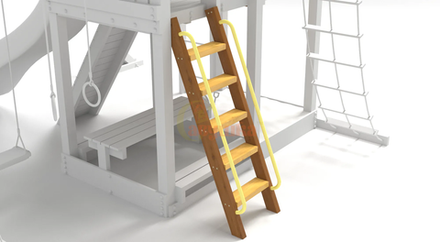 Лестница с деревянными ступенями и металличским поручнем