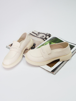 Лоферы женские демисезонные