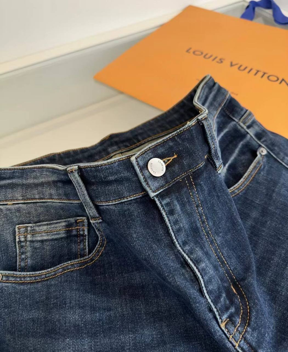 Джинсы Louis Vuitton