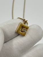 Кулон-лого Givenchy