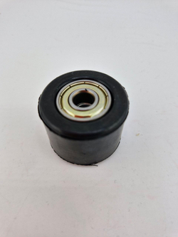 Ролик натяжителя приводной цепи с крепежом для питбайка комплект с болтом D-8мм.