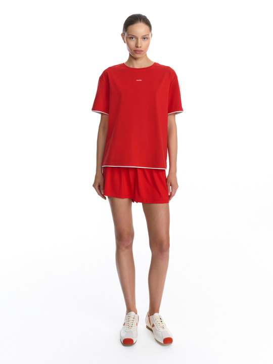 Трикотажные шорты красные