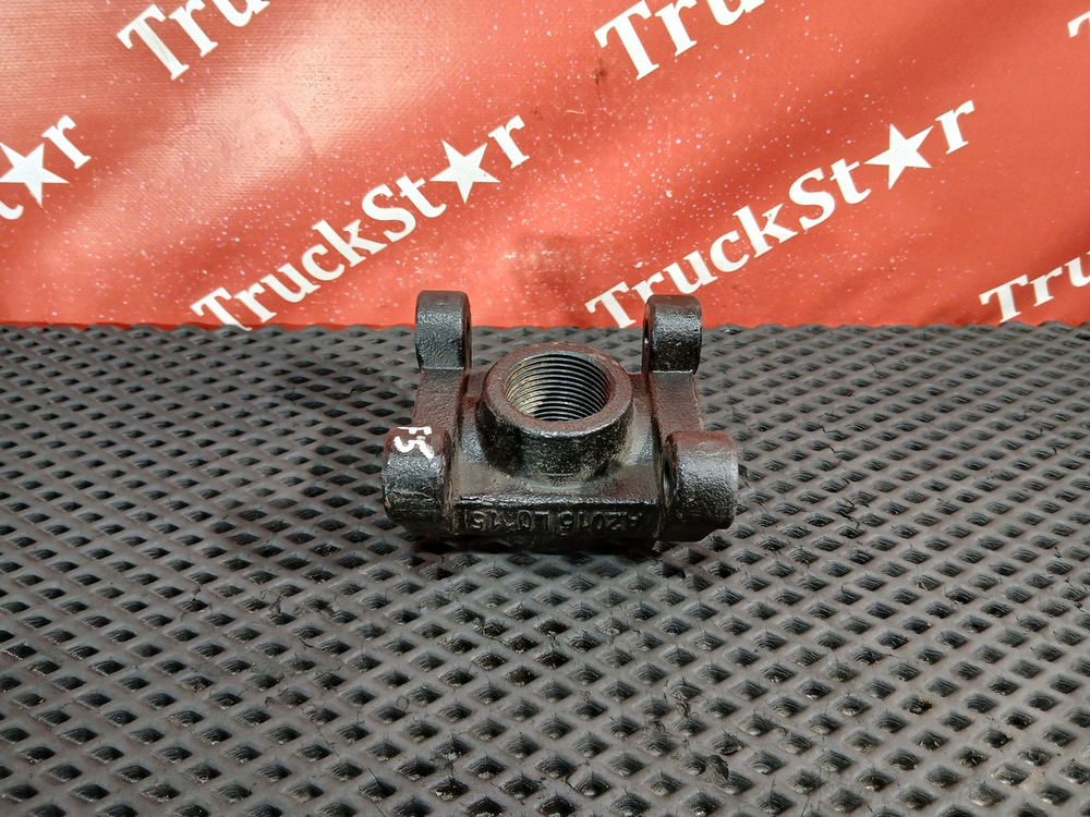 Кронштейн буксировочный 2022г