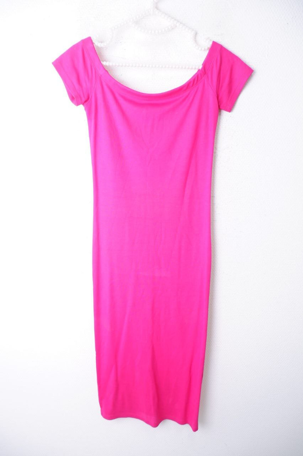 Платье Bershka малинового цвета 44 размер