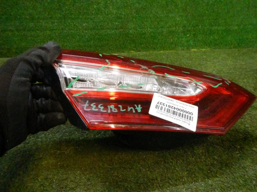 Фонарь левый внутр. Toyota Camry xv70 (17-нв) LED