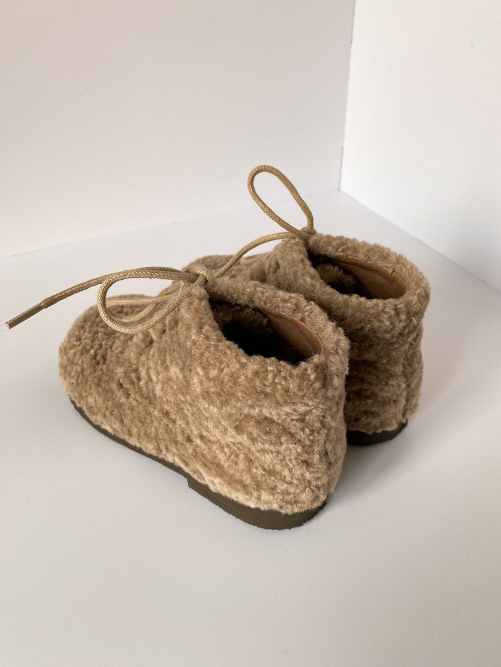 Меховые ботинки Age of Innocence, 26